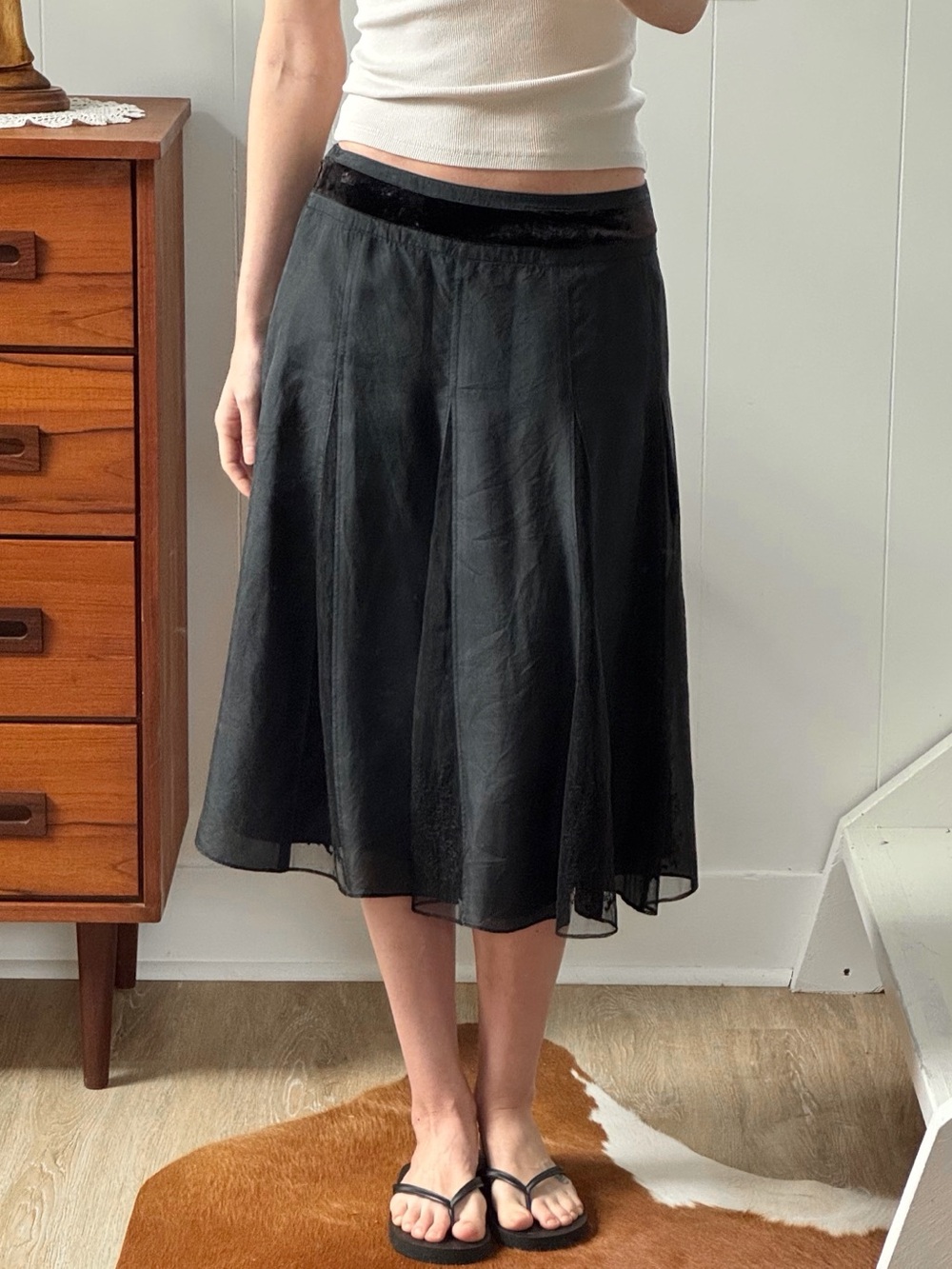 100% silk vintage y2k DKNY black midi skirt with mid - low rise and flowy drape